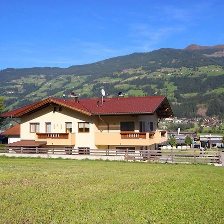 Apartment Christian By Interhome Fügen Екстериор снимка