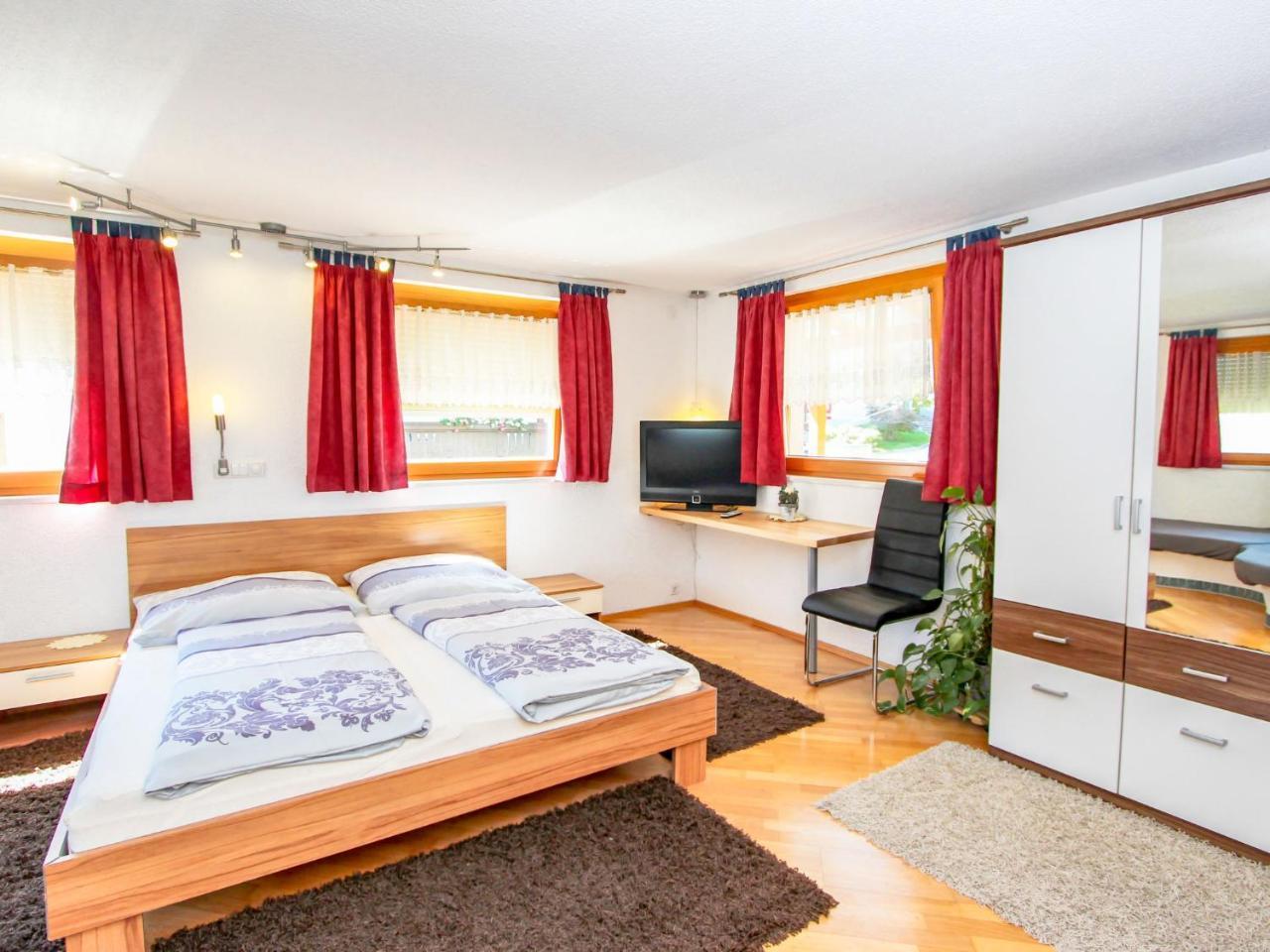 Apartment Christian By Interhome Fügen Екстериор снимка