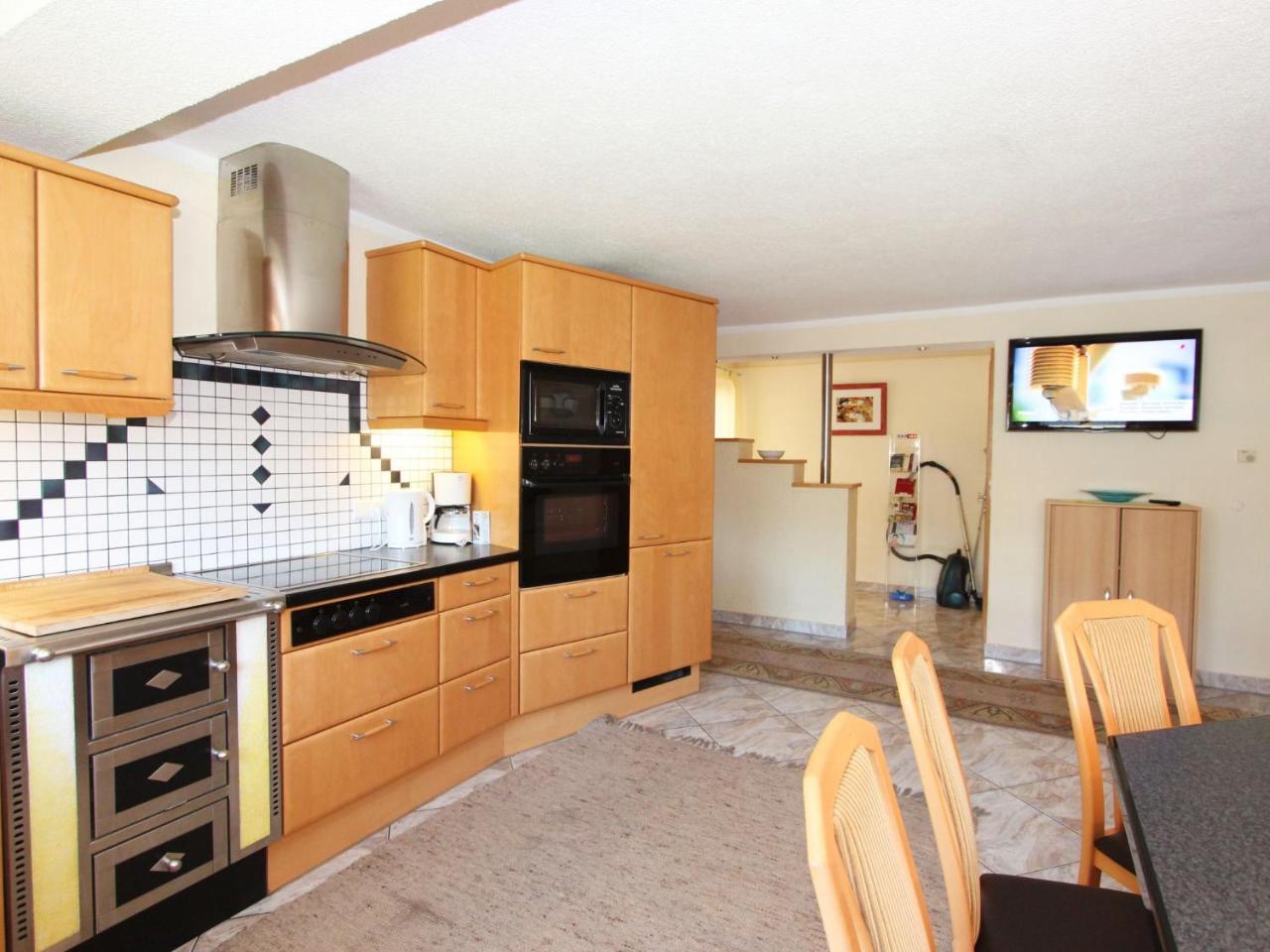 Apartment Christian By Interhome Fügen Екстериор снимка