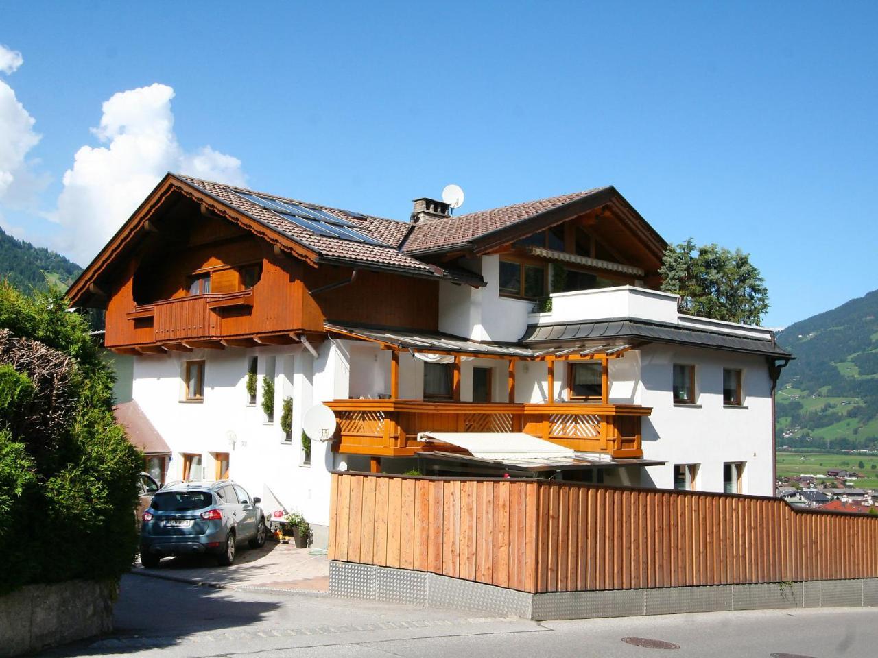 Apartment Christian By Interhome Fügen Екстериор снимка