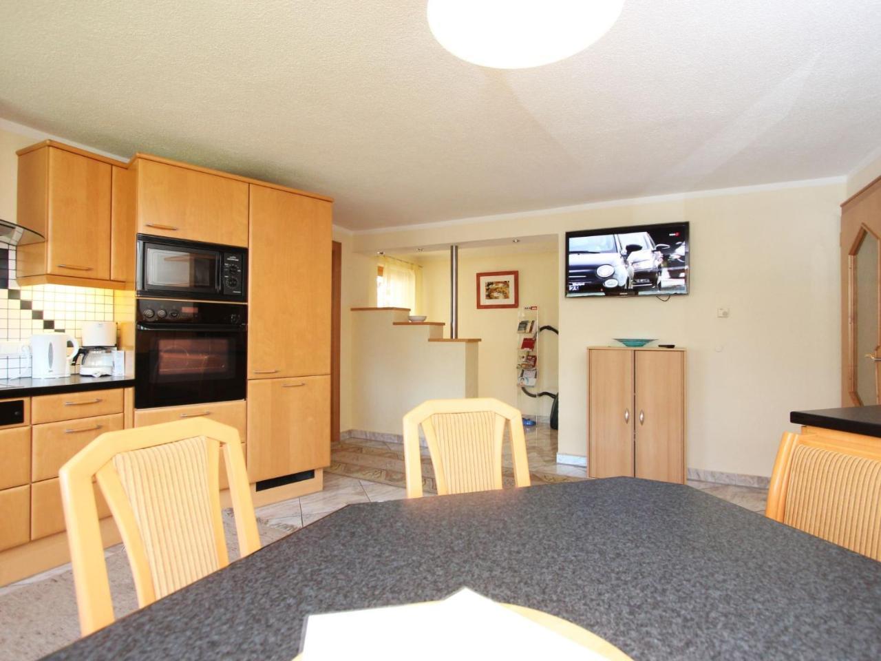Apartment Christian By Interhome Fügen Екстериор снимка